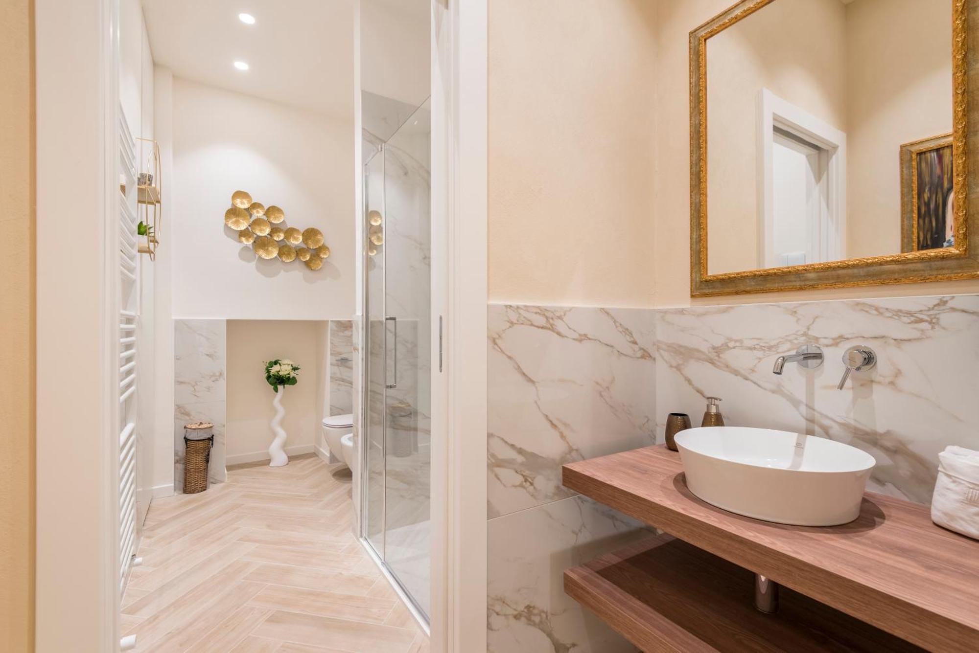 Appartement Golden Chic - Citta Alta à Bergame Extérieur photo